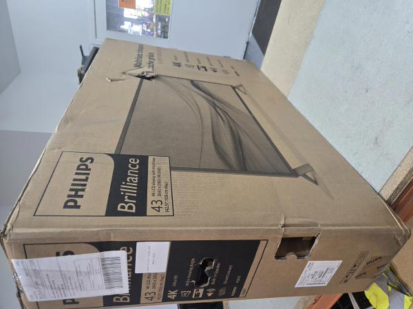 4K UHD 3840x2160 IPS Business Monitor